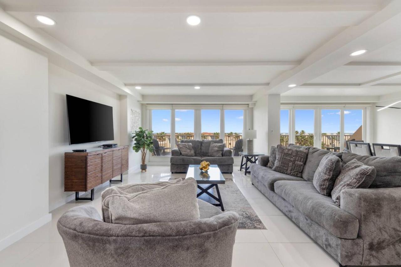 Solare Towers Beachfront Bliss And Relax Apartment *
