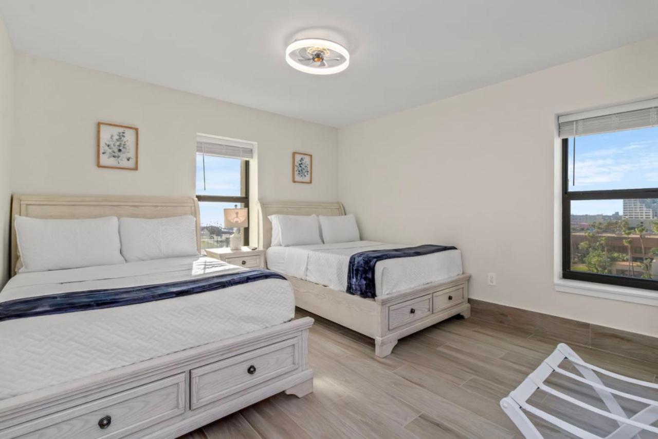 Saida Beachfront Oceanview Charm * South Padre Island