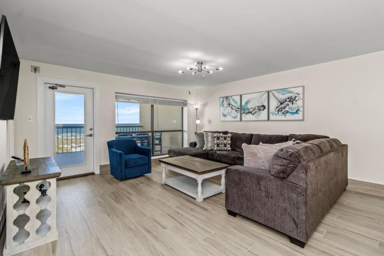 Saida Beachfront Oceanview Charm Apartment South Padre Island