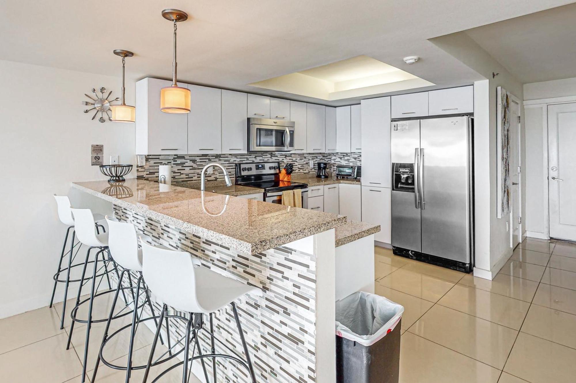Solare Tower 1202 Apartment *