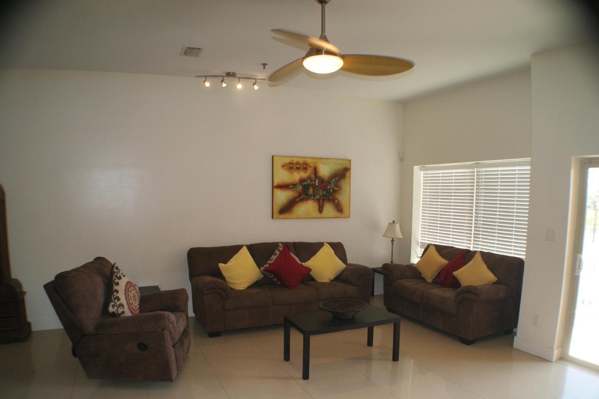 La Isla 201 Mid-island Next Park Isla Blanca Apartment *