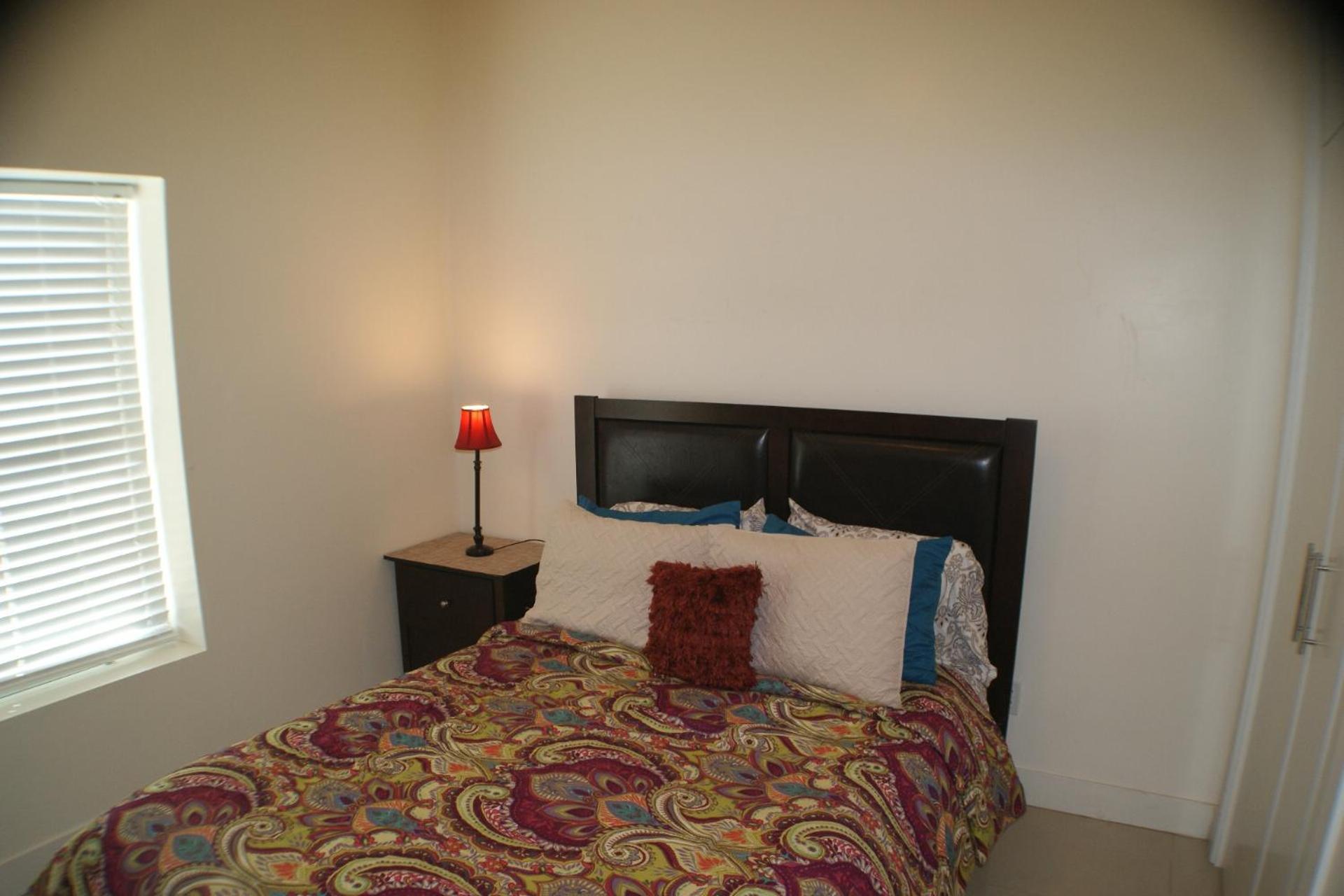 Apartment La Isla 201 Mid-island Next Park Isla Blanca *