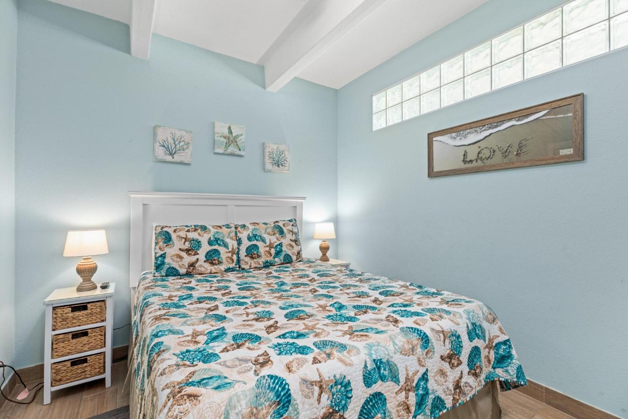 Aquarius 606 Apartment *