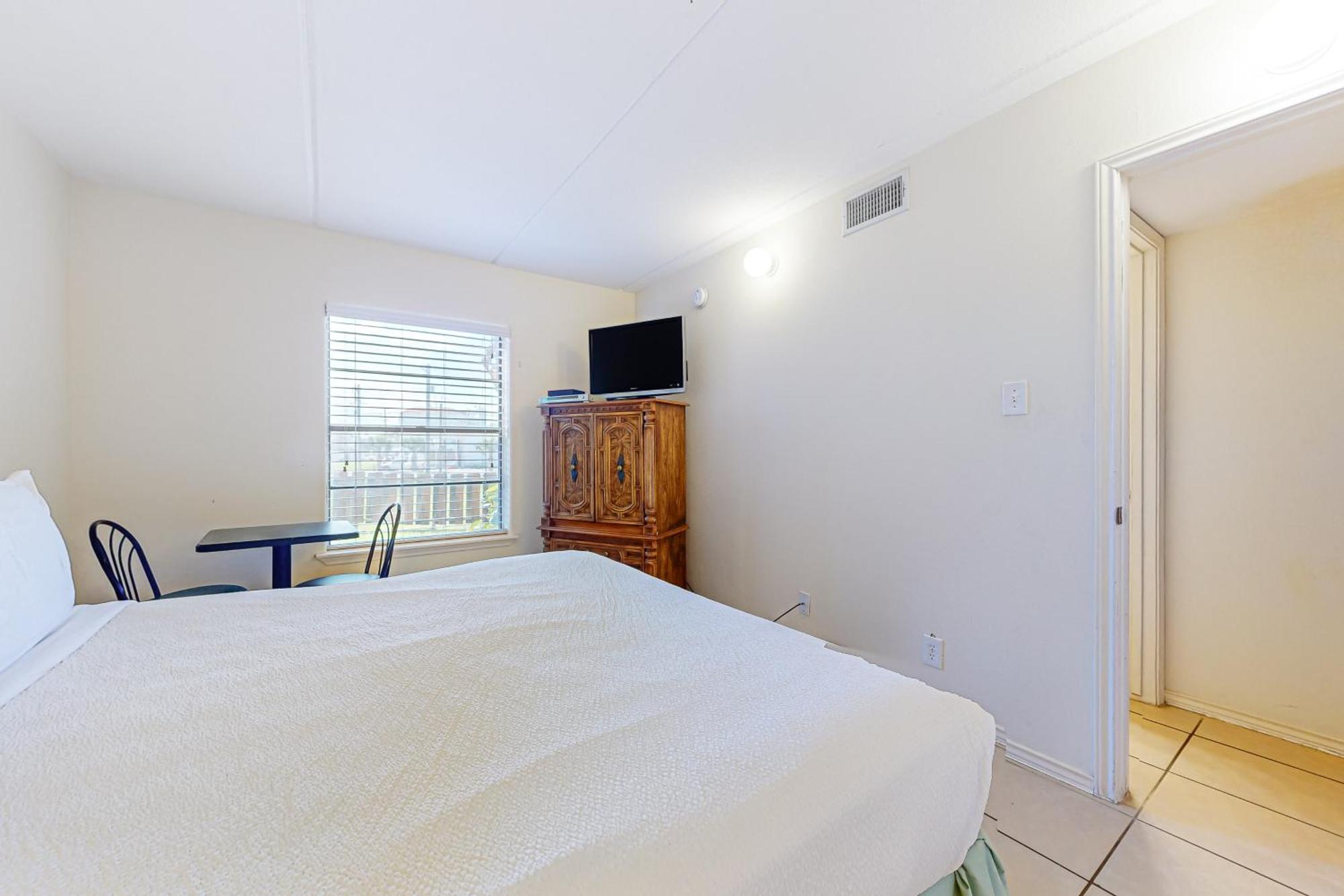 Apartment Habitat #2 South Padre Island
