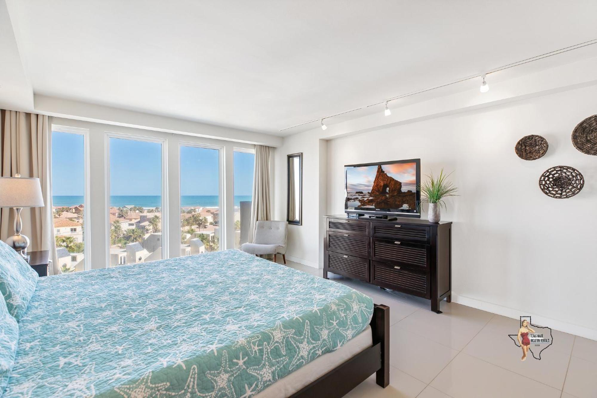 Apartment Bahia Mar-solare Tower, Beachfront With Two Pools