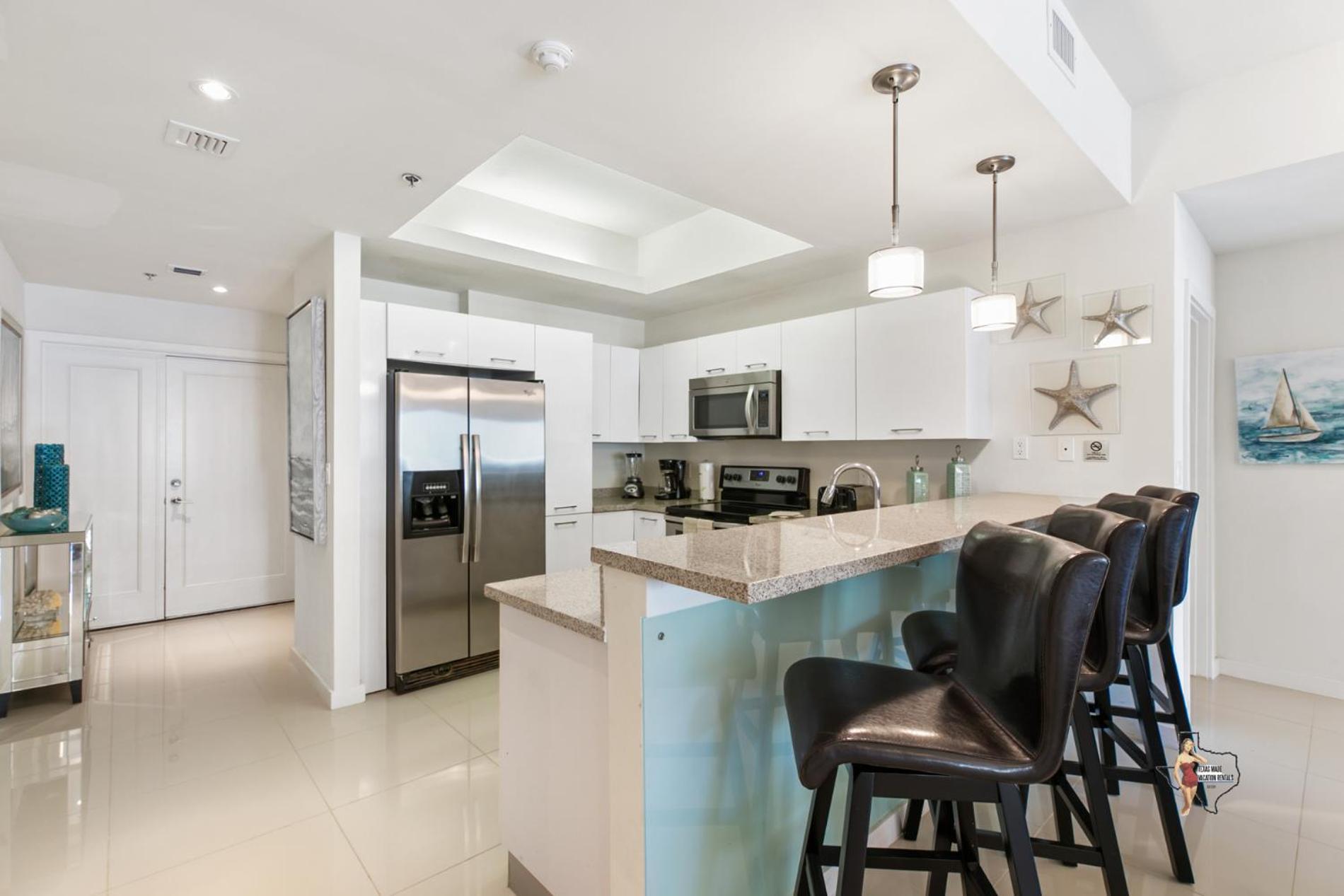 Bahia Mar-solare Tower, Beachfront With Two Pools Apartment