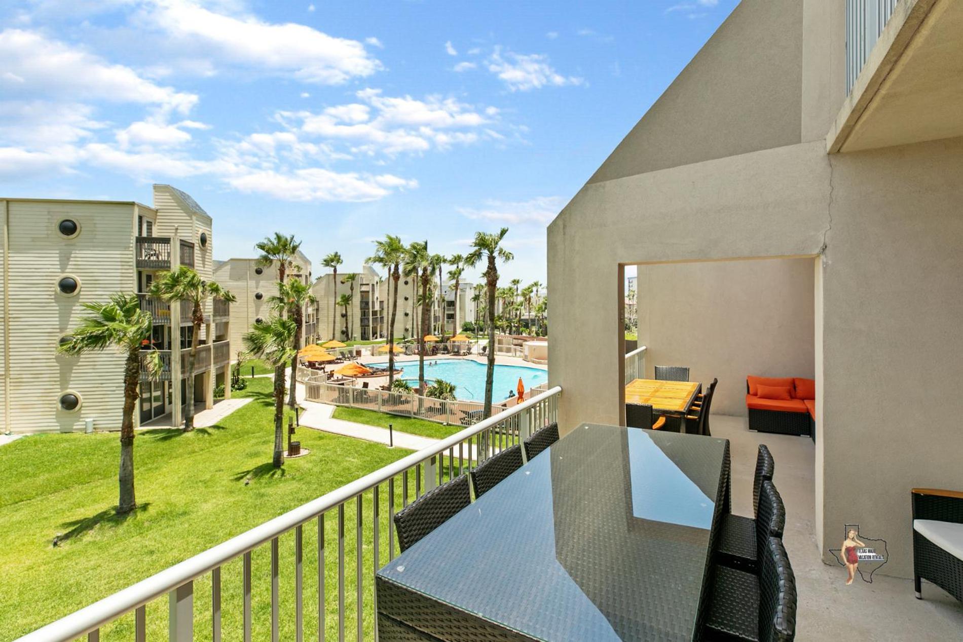 Bahia Mar-solare Tower, Beachfront With Two Pools South Padre Island
