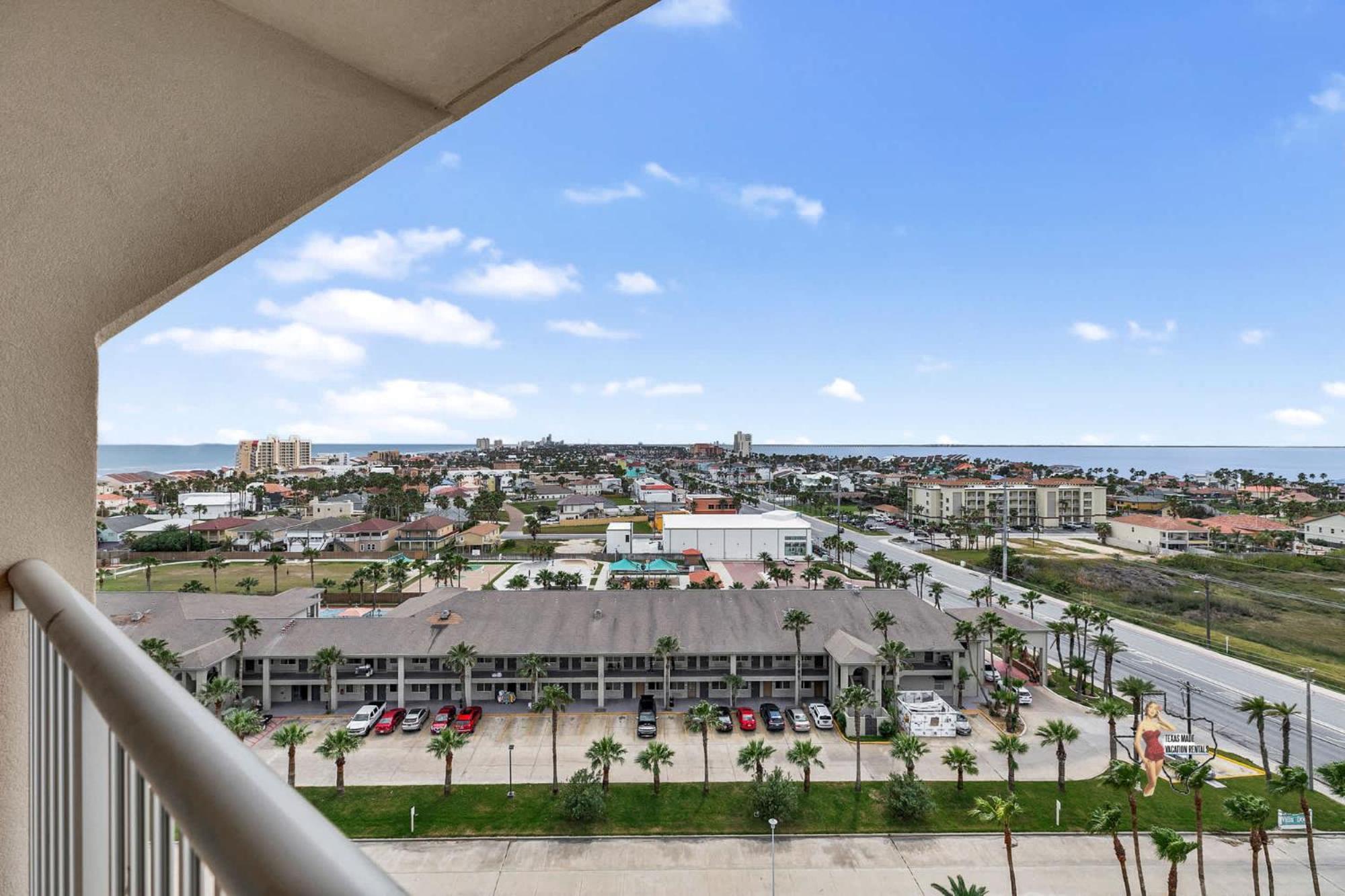 Bahia Mar-solare Tower, Beachfront With Two Pools Apartment *