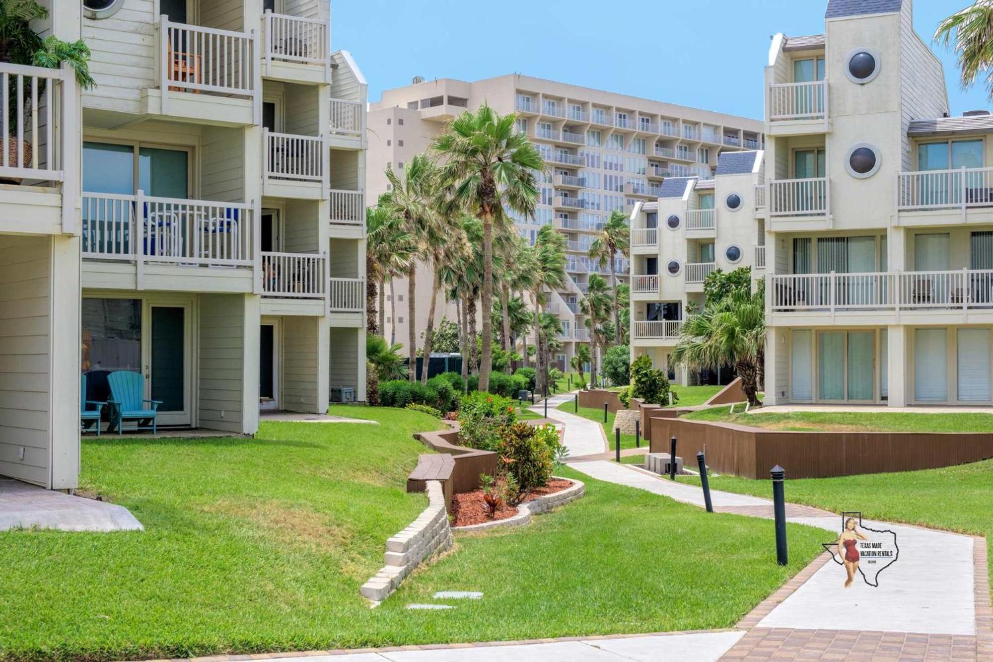 Bahia Mar-solare Tower, Beachfront With Two Pools * South Padre Island