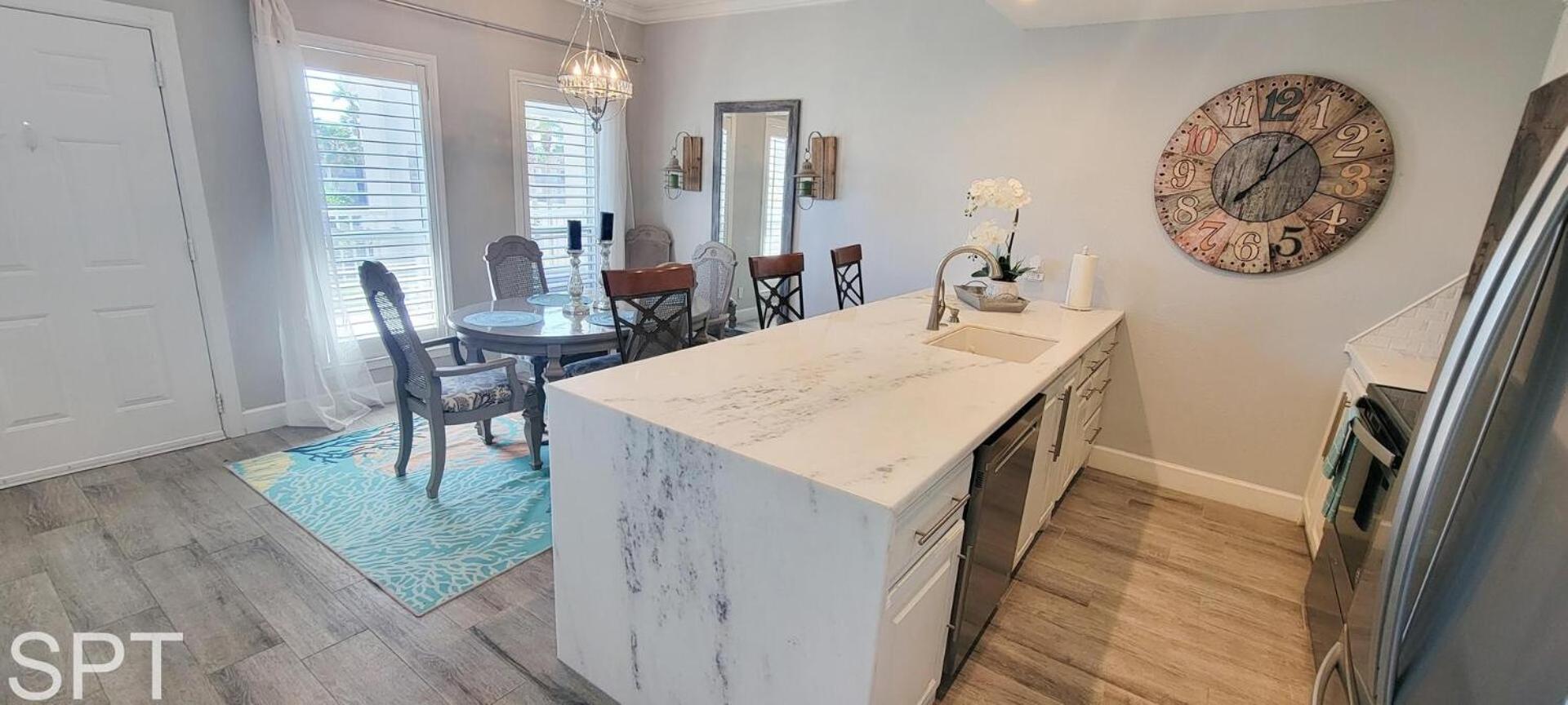 Holiday home Coronado 302