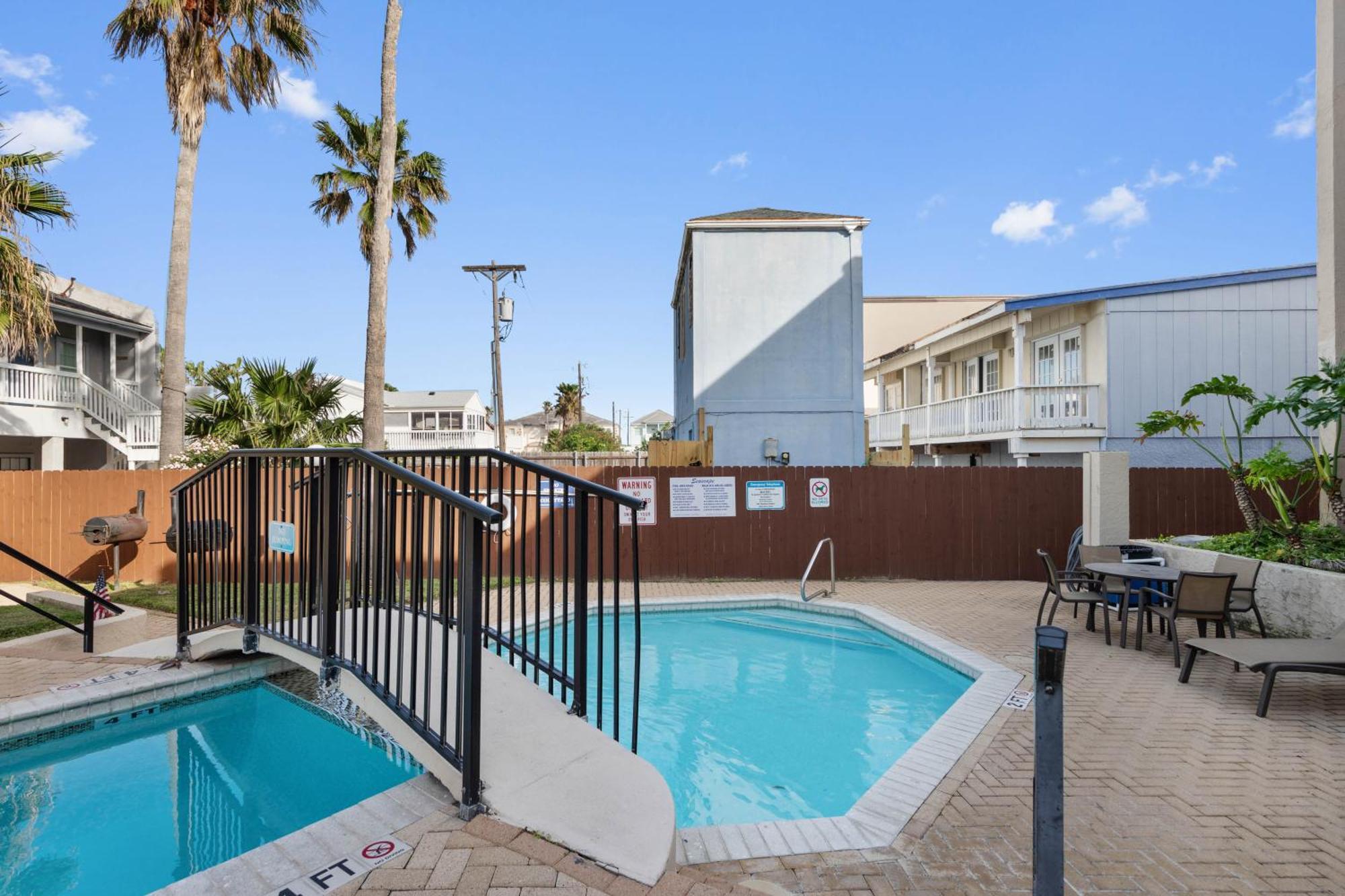 Ground Floor Side 2 Min Walk To The Holiday home