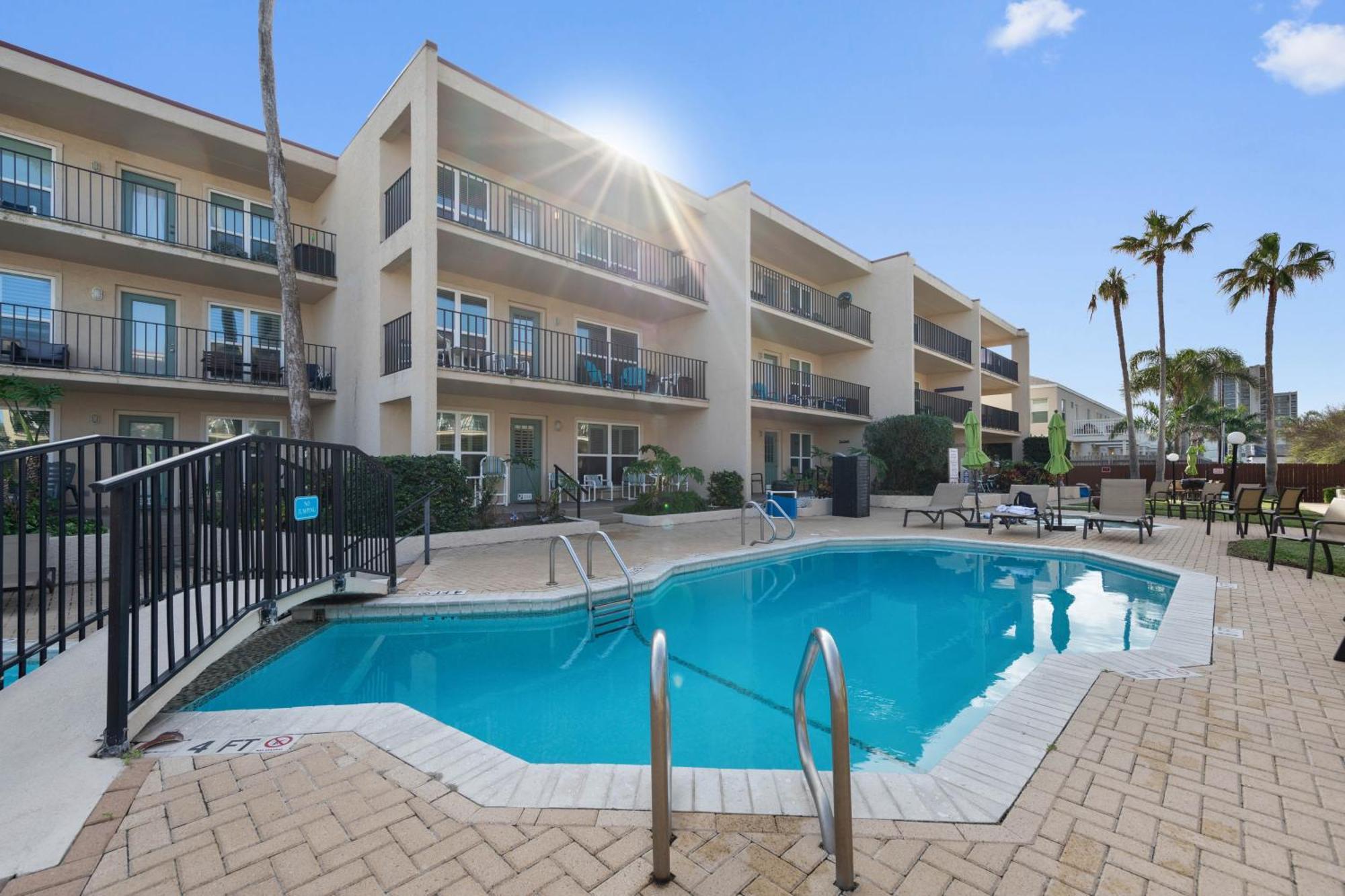 Holiday home Ground Floor Side 2 Min Walk To The