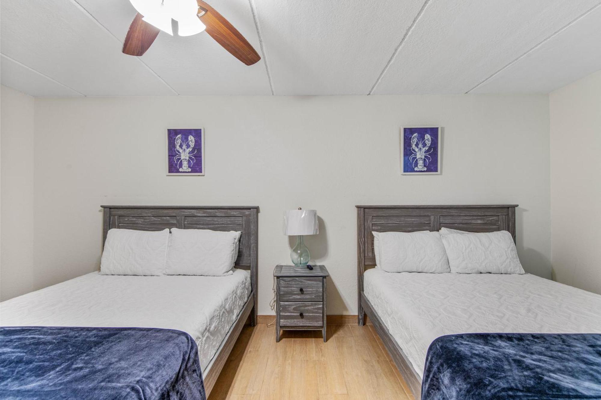 Holiday home Ground Floor Beachfront 2 Steps From Amenities Iv *