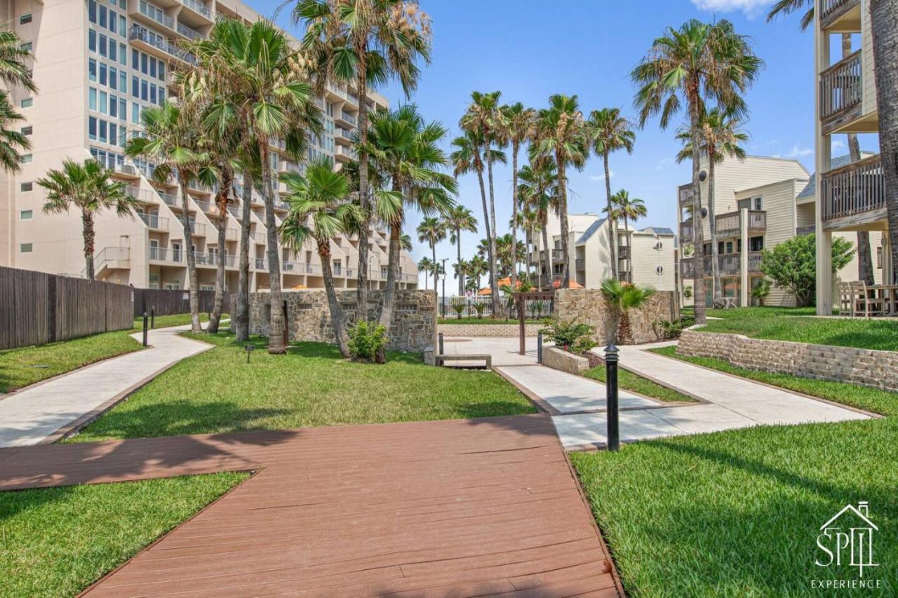 Apartment Bahiamar Luxury Oceanfront Oasis