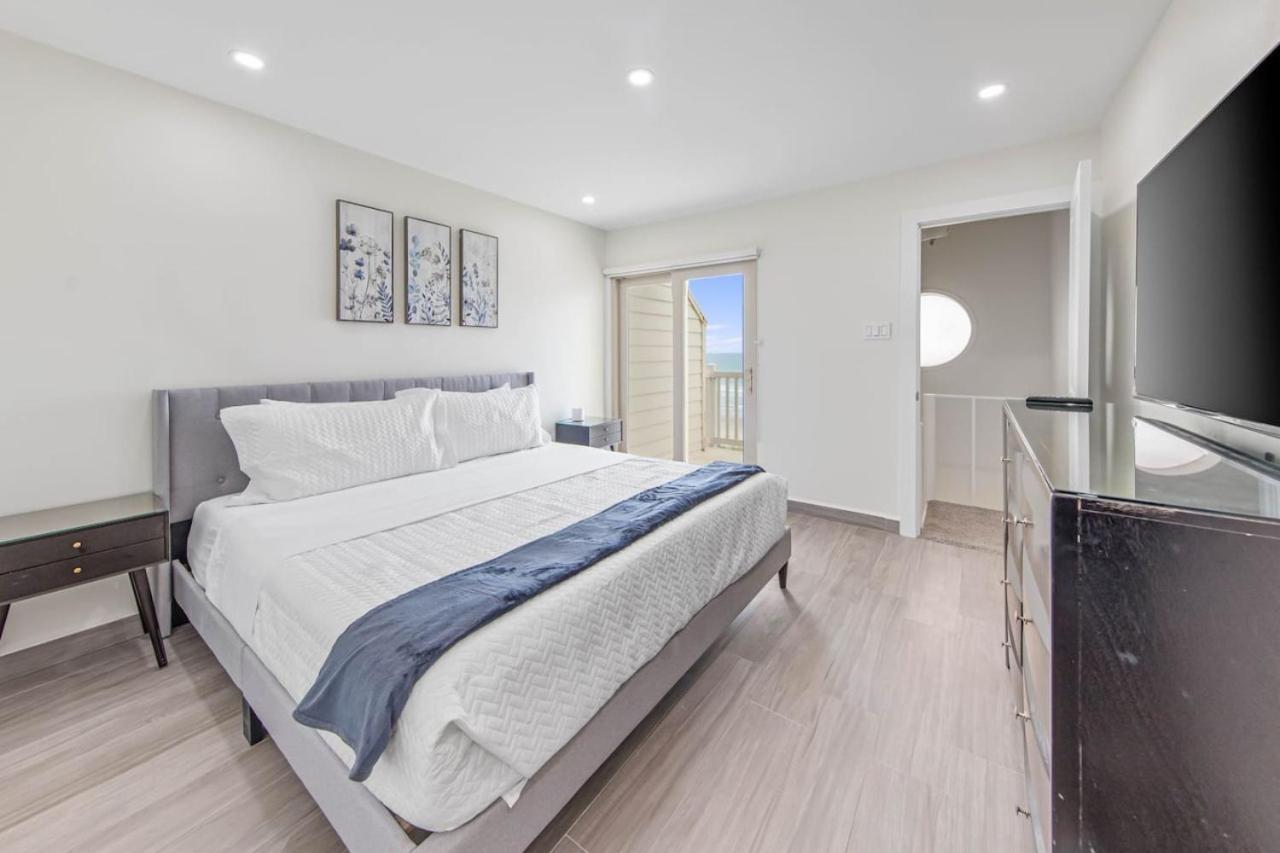 Bahiamar Luxury Oceanfront Oasis Apartment