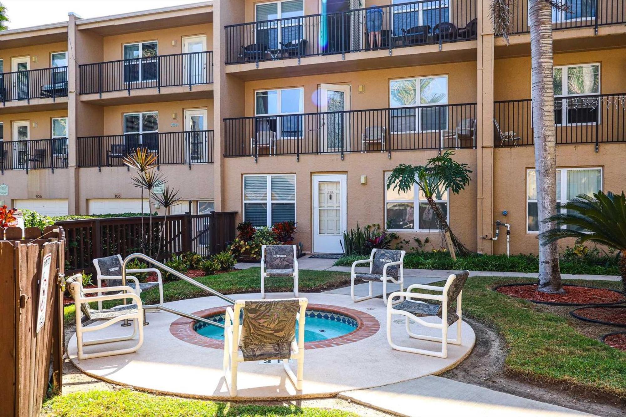 Apartment Surfside I 206 *
