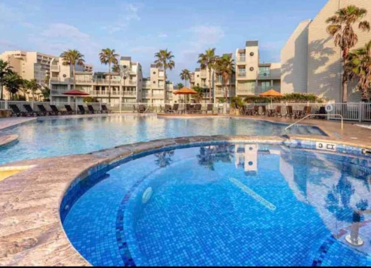 Solare Tower Luxe Retreat Apartment