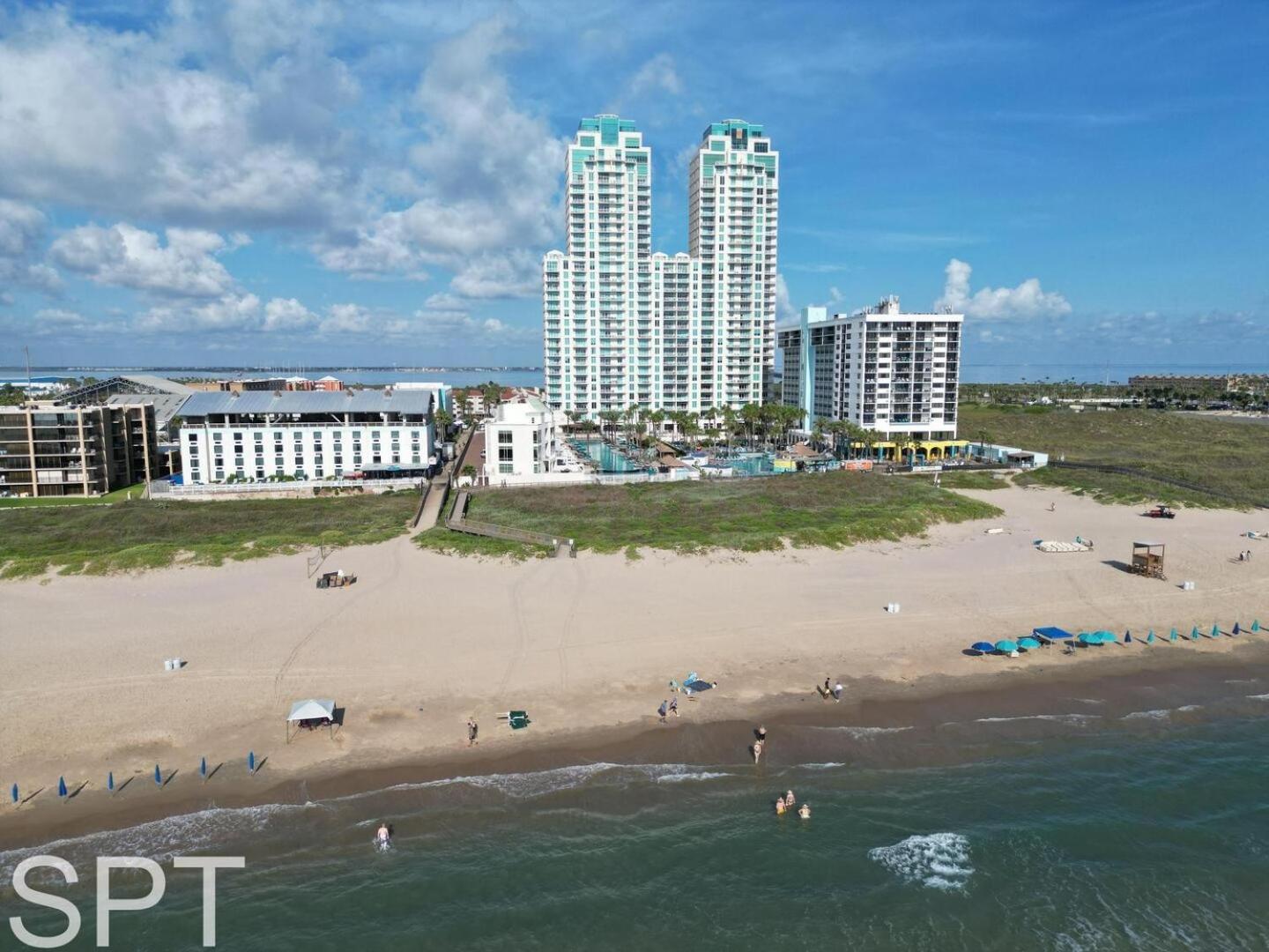 Sapphire 1706 Apartment *