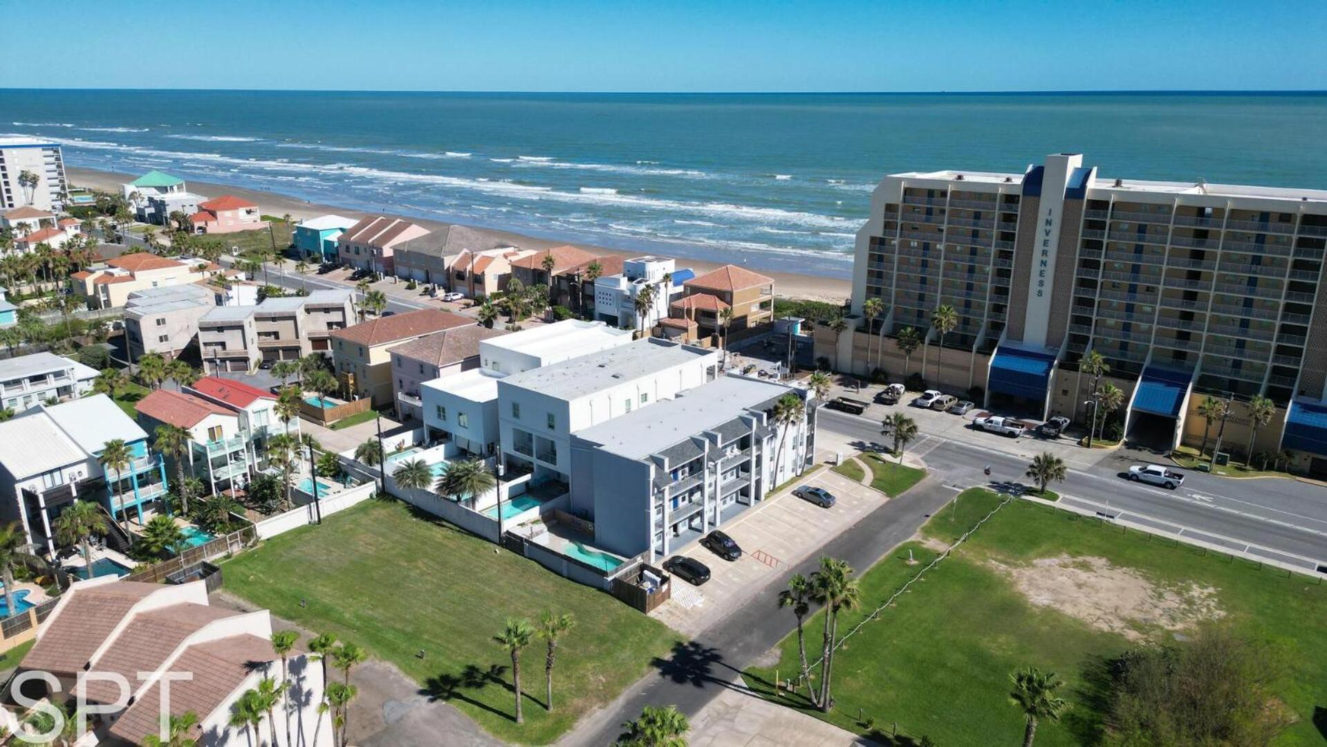 Coronado 302 Holiday home *