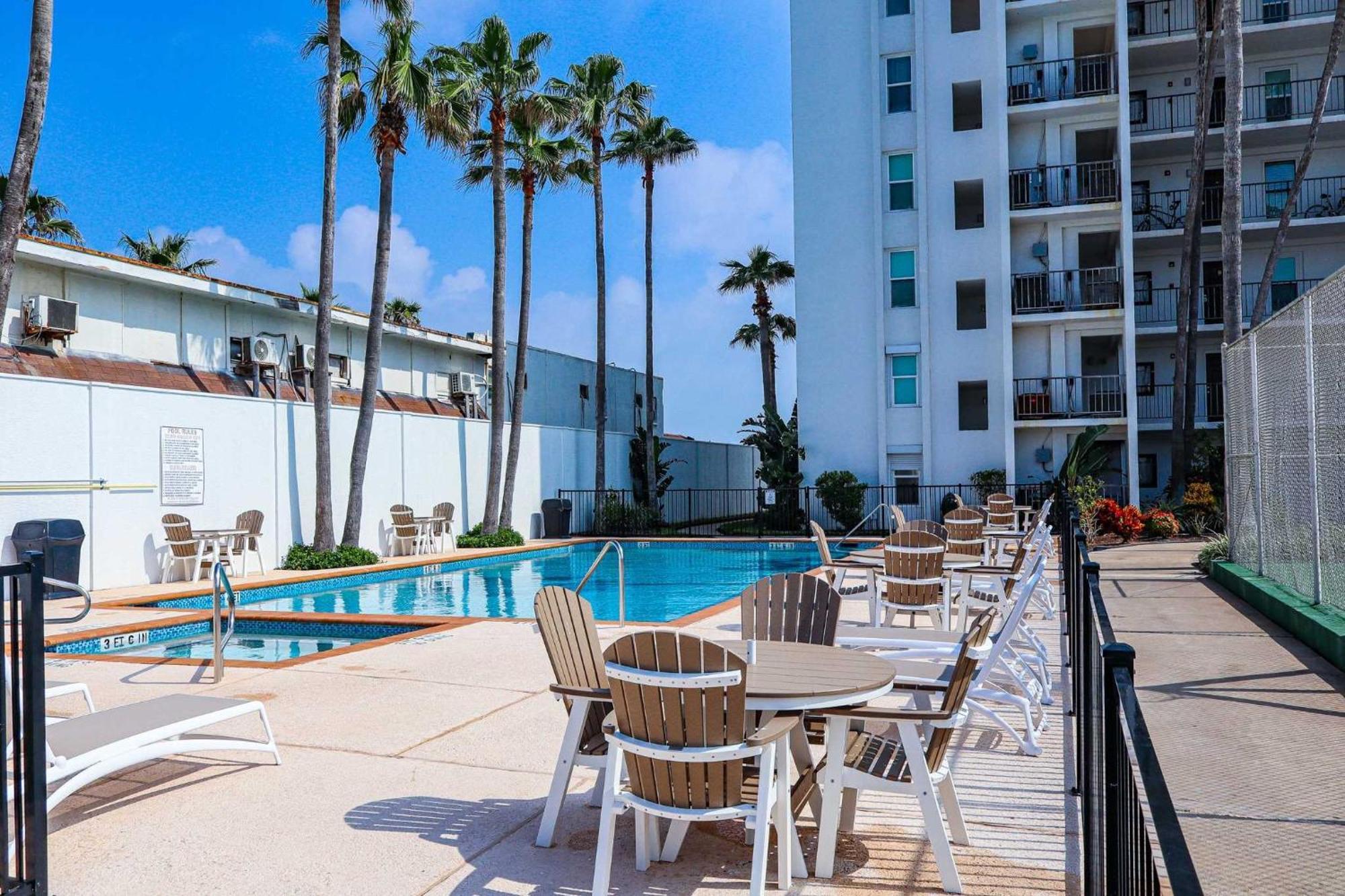 Embassy 402 * South Padre Island