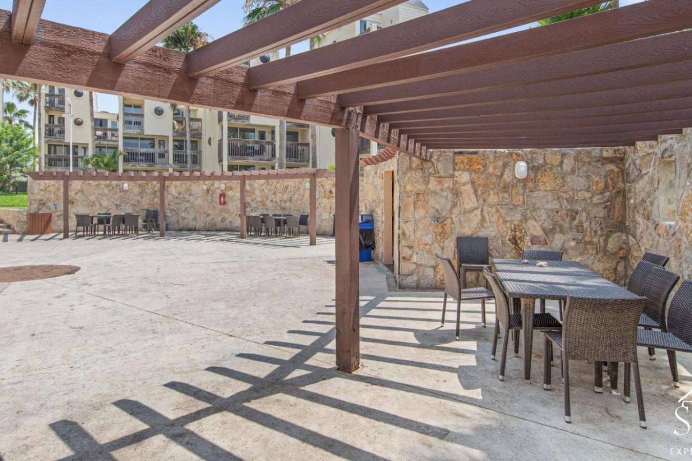 Amazing Oceanview Dream Getaway Apartment South Padre Island