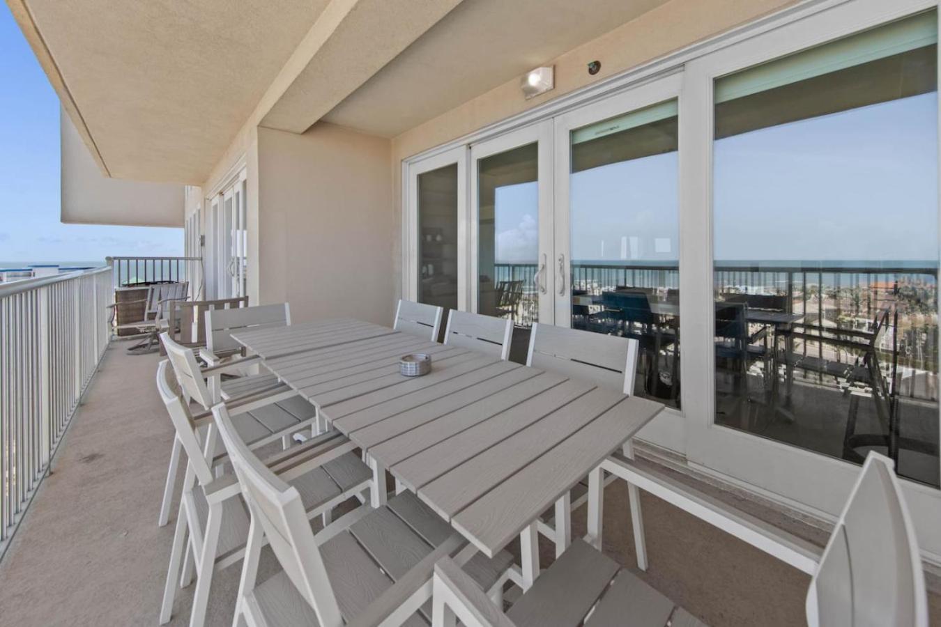 Amazing Oceanview Dream Getaway Apartment South Padre Island