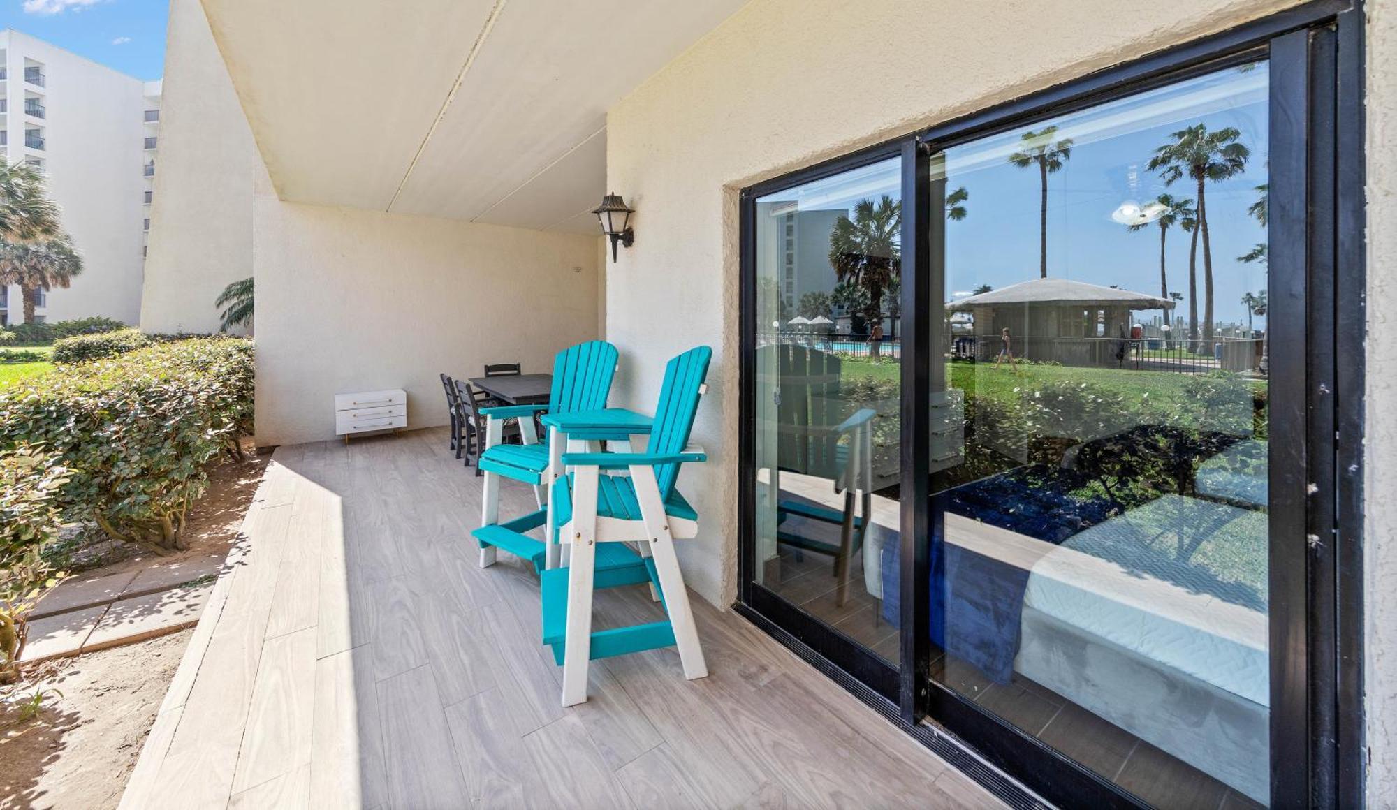 Holiday home Ground Floor Beachfron 2steps From Amenities Saida South Padre Island