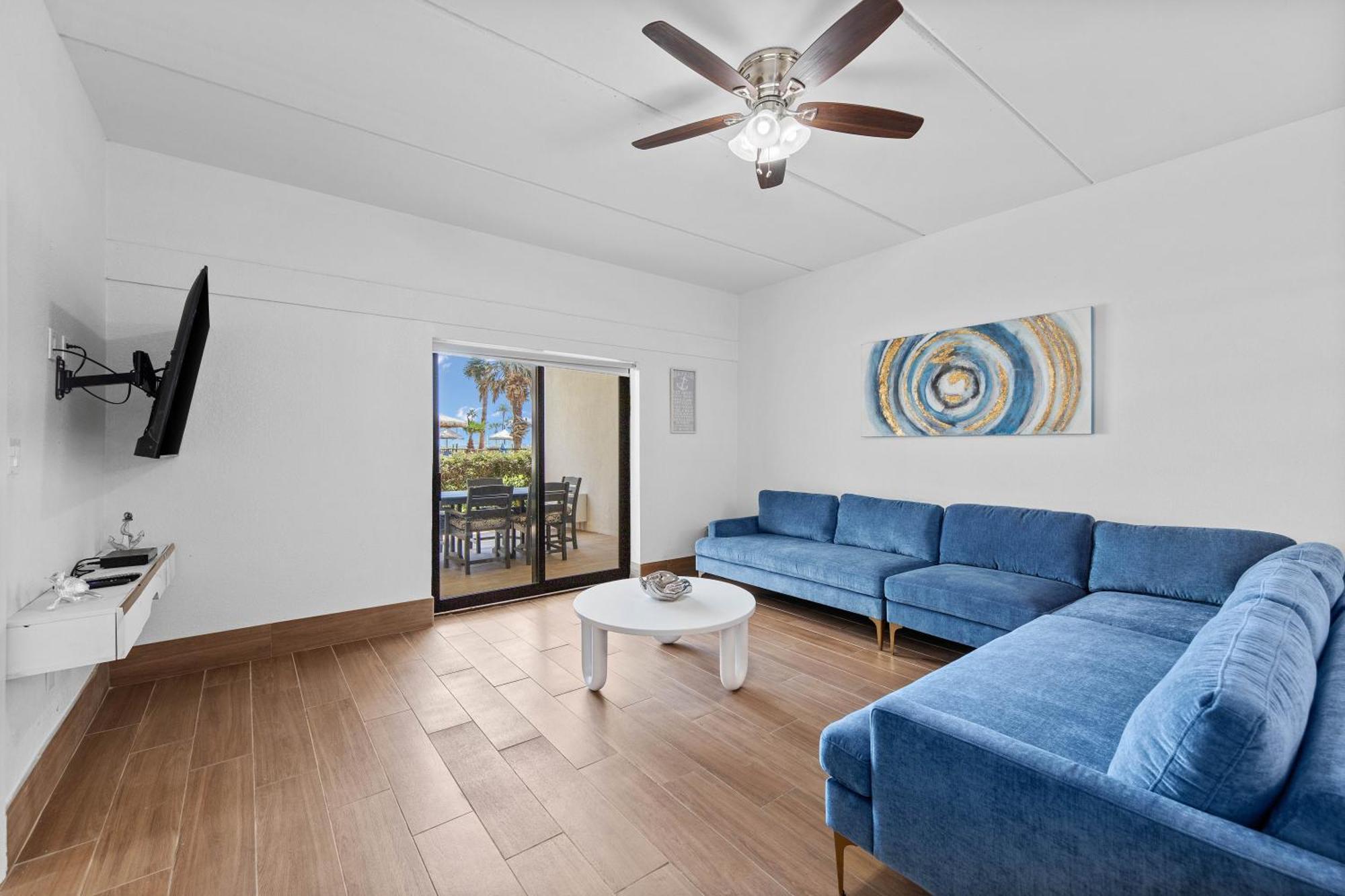 Ground Floor Beachfron 2steps From Amenities Saida Holiday home South Padre Island
