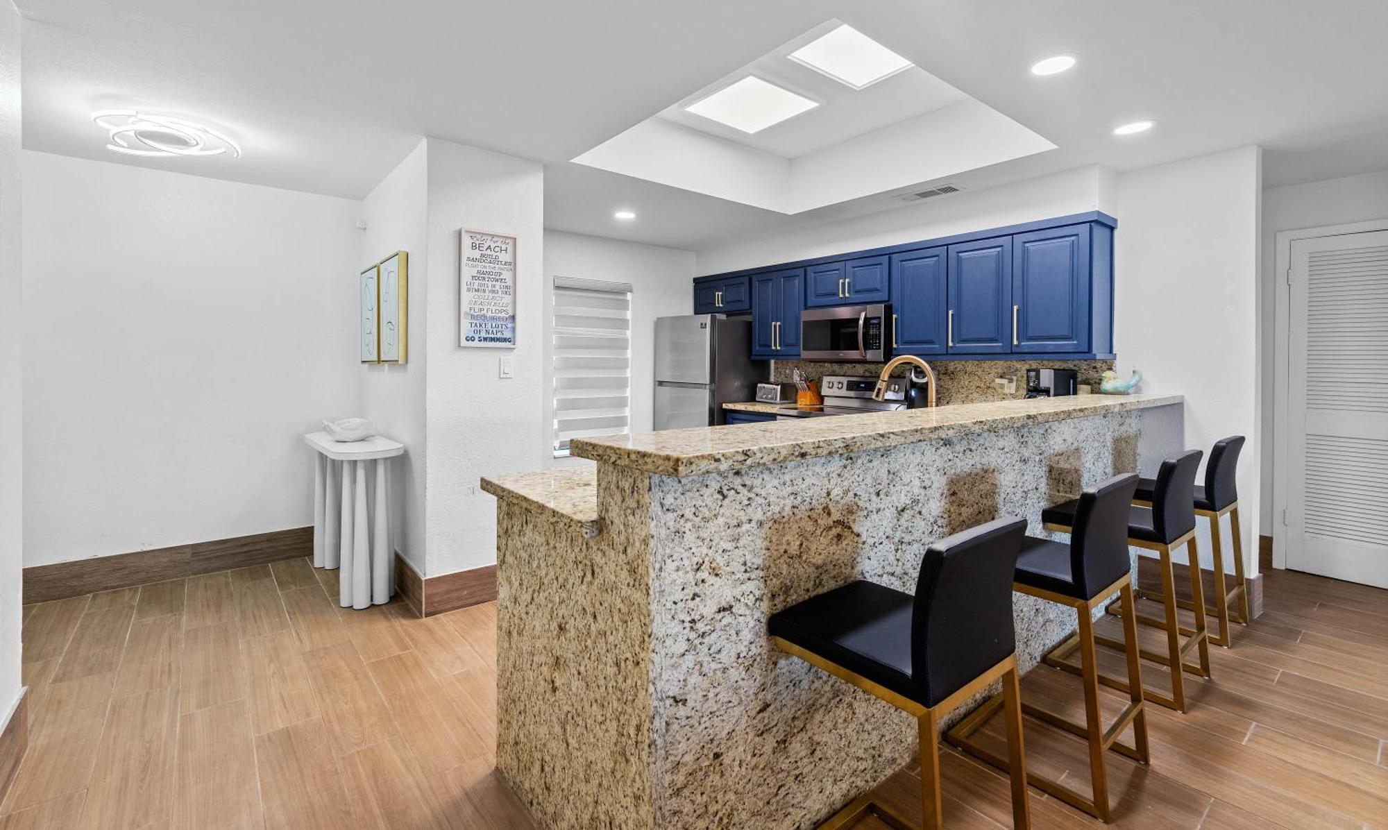 Ground Floor Beachfron 2steps From Amenities Saida *
