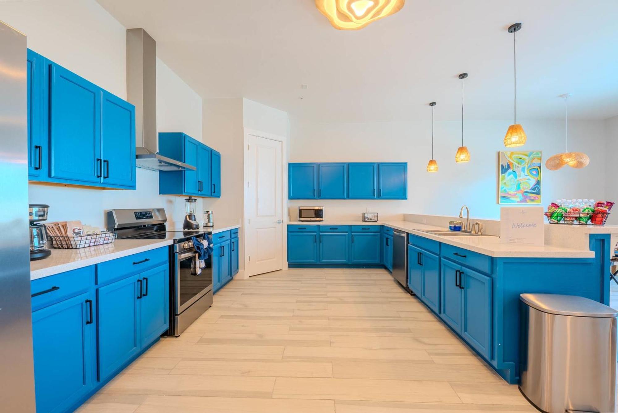Moonlit Dunes Den Apartment *