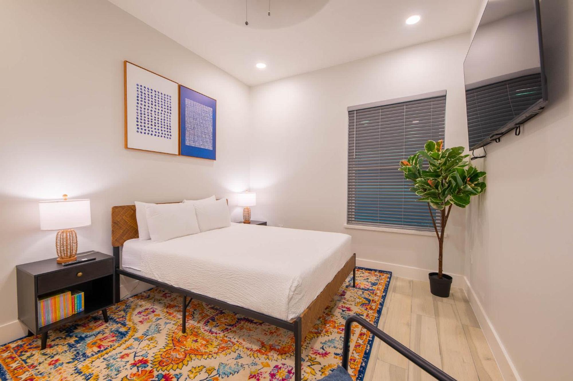 Moonlit Dunes Den Apartment *
