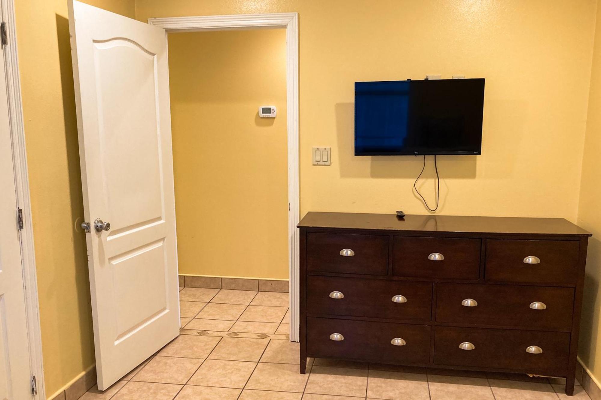 Lantana Retreat Unit #4 Holiday home
