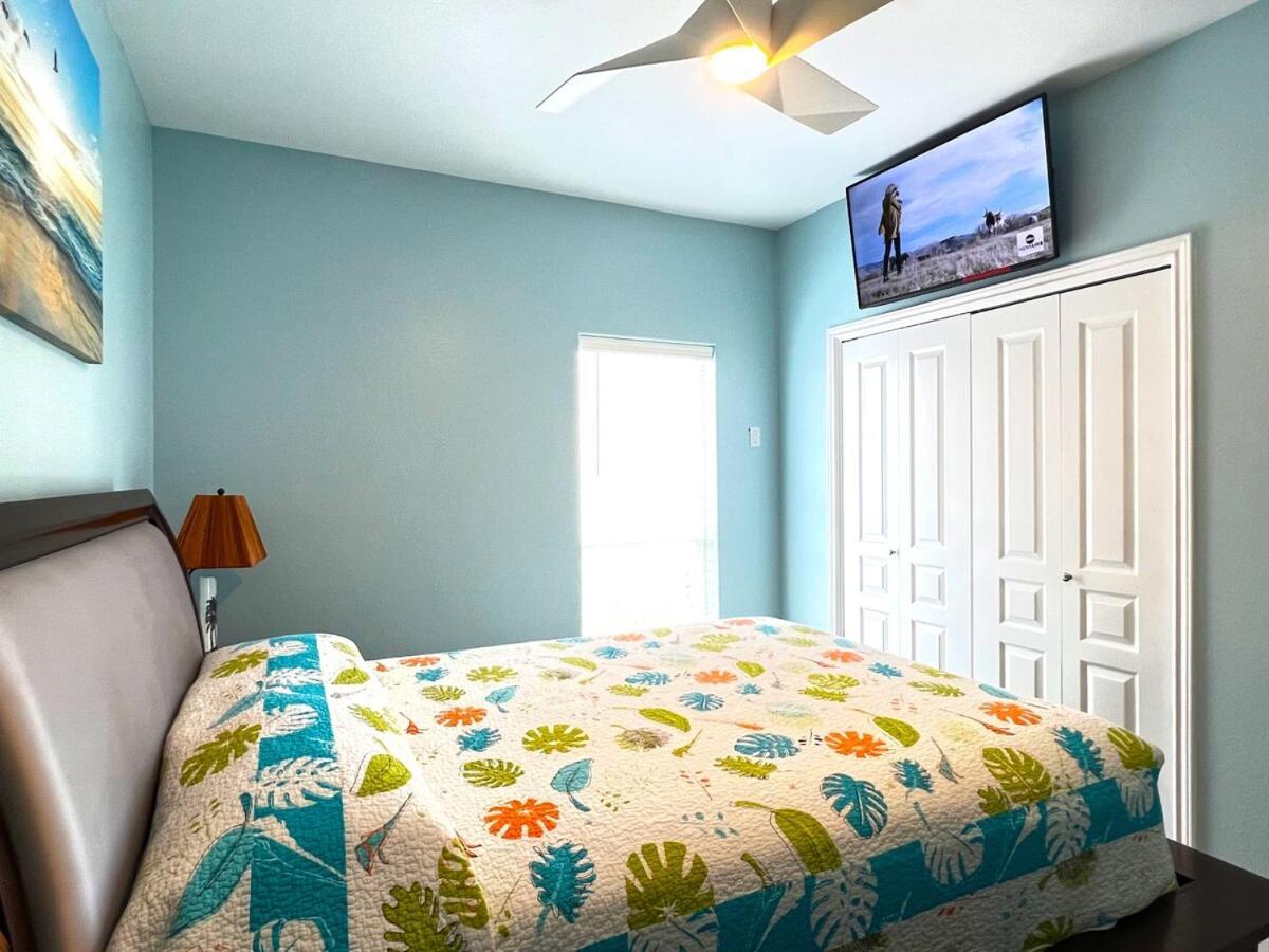 Fam Reunion, Beachview, Ev Charger Heated Pool, Jacuzzi, Billiard Holiday home South Padre Island