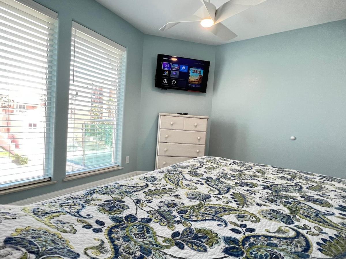 Holiday home Fam Reunion, Beachview, Ev Charger Heated Pool, Jacuzzi, Billiard