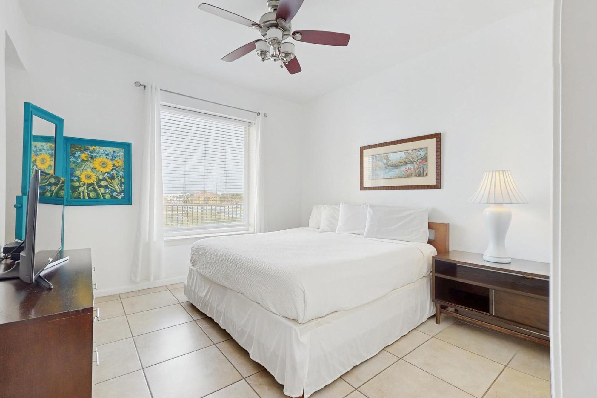 Marinas Apartment