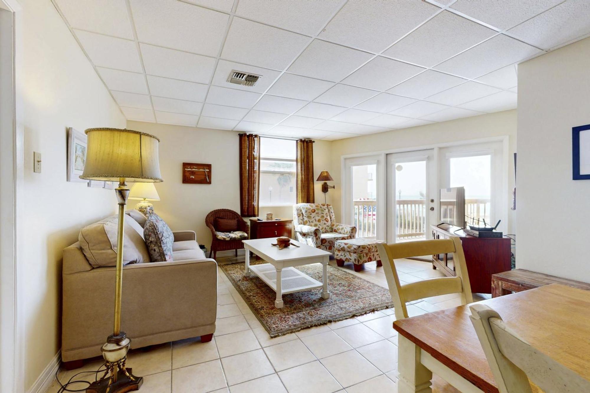 Galleon Bay Apartment