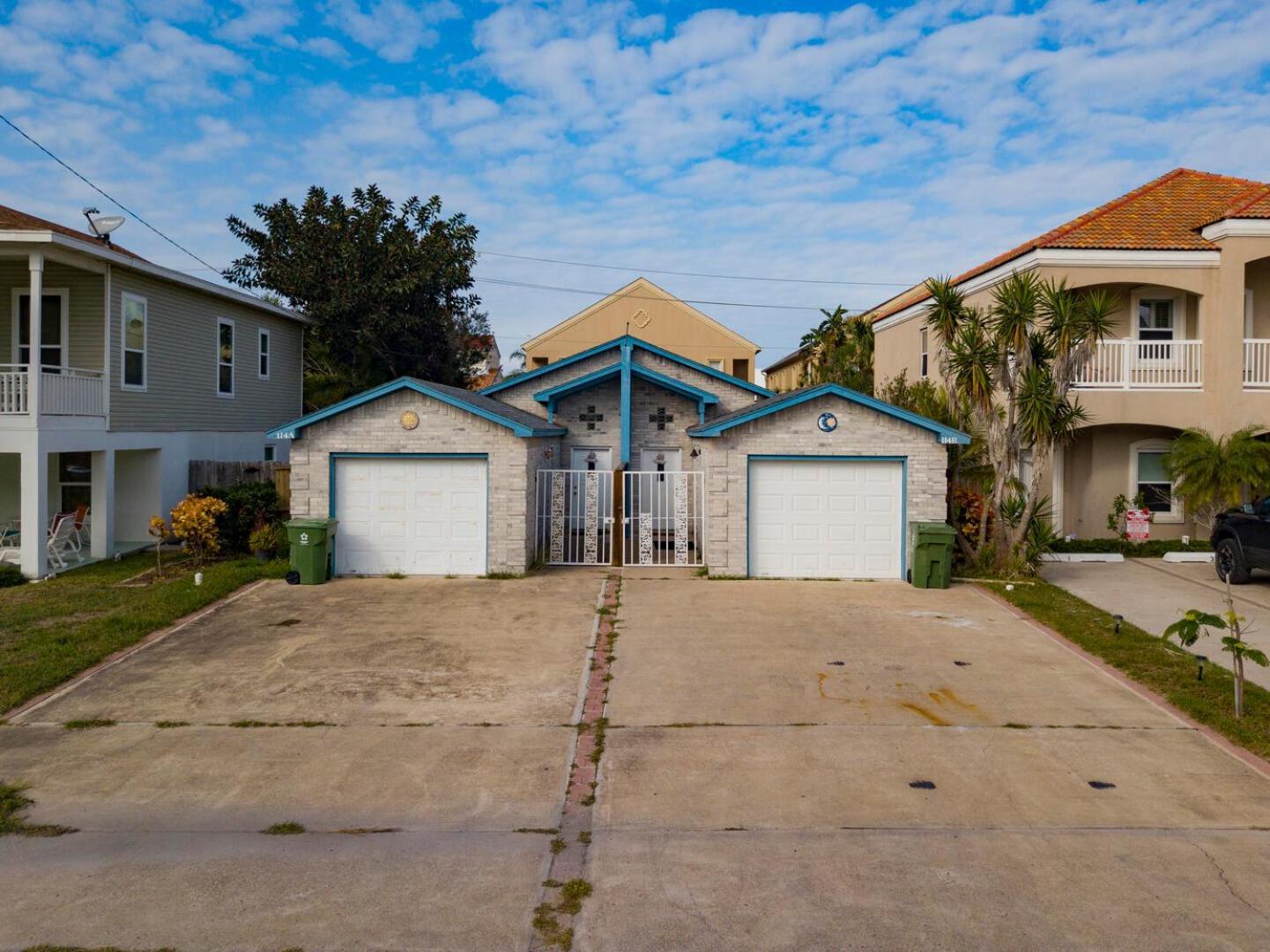 Blue Siren House Holiday home *
