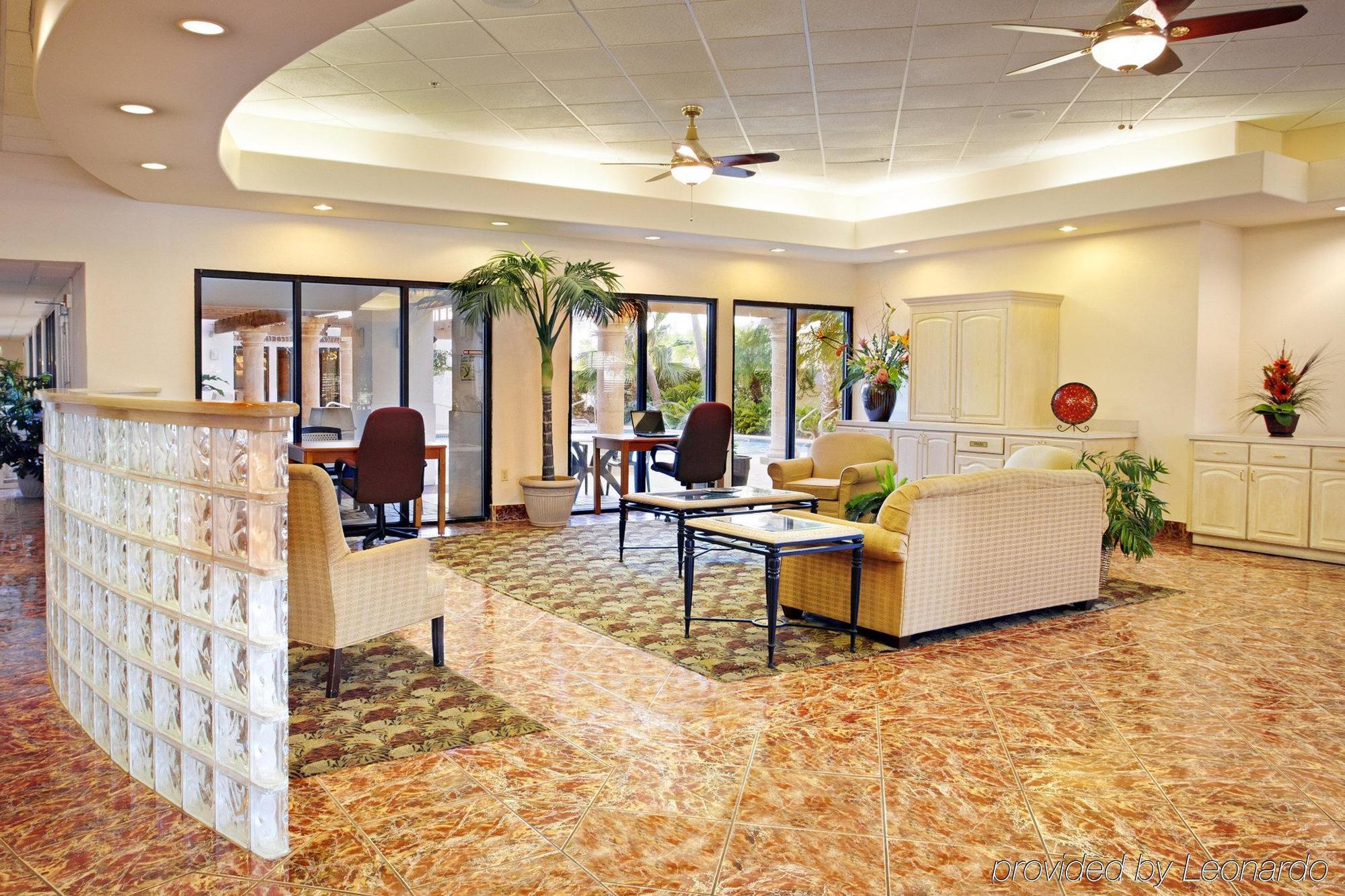 Hotel The At South Padre 3*
