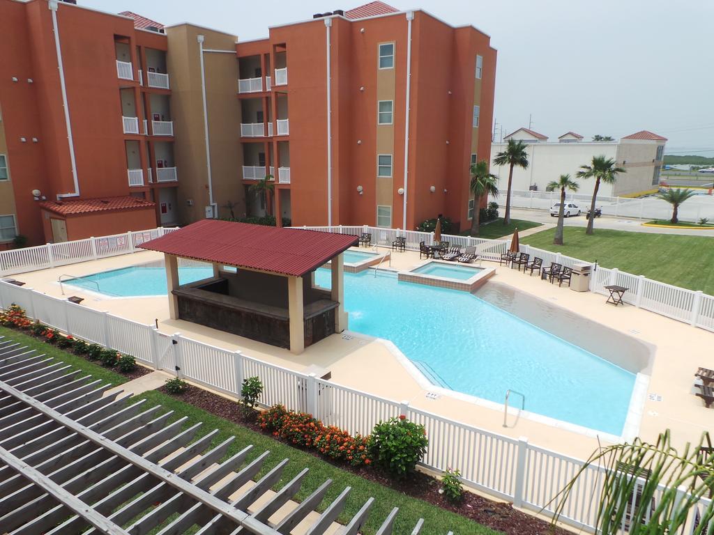La Isla Residences Luxury Apartment South Padre Island