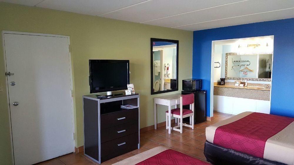 South Padre Island Lodge Motel 2*