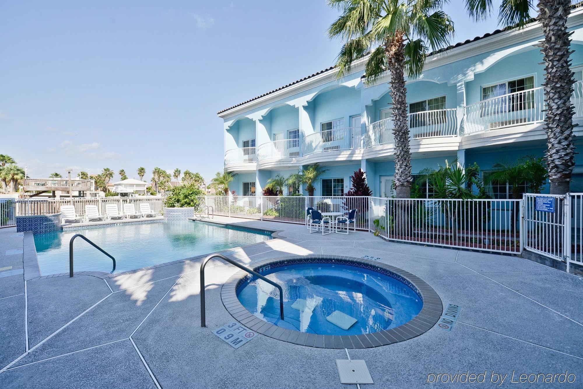Hotel Casa Bella And 2*