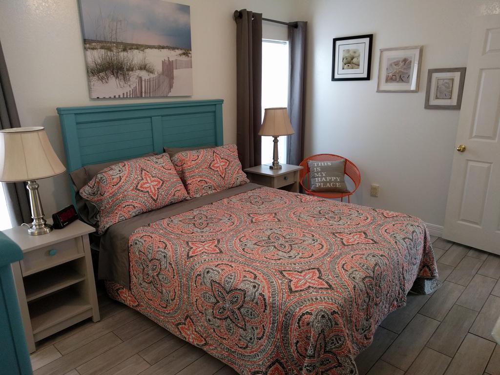 Bahama Breeze #2 Sea Dancer Apartment