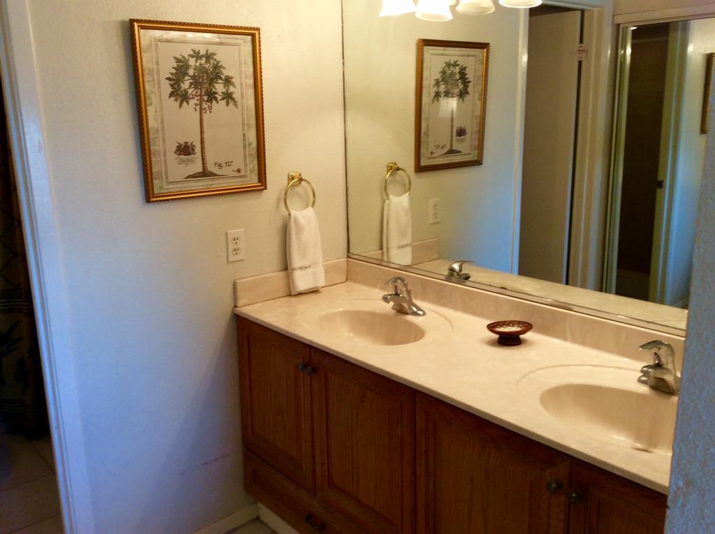 Holiday home Beachside 2 Bedroom Sleeps 9 *