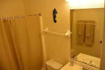 Gulf 4 Bedroom By Fountain Vista Homes 3*
