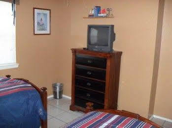 Front By Island Services Hotel 3*