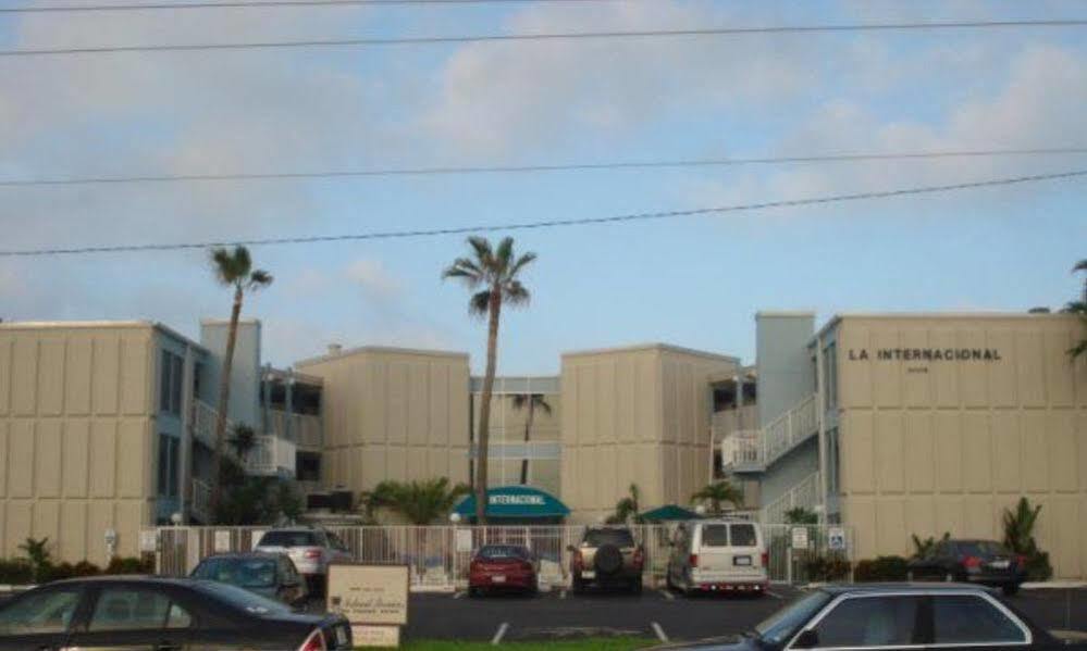 Hotel Front By Island Services 3*