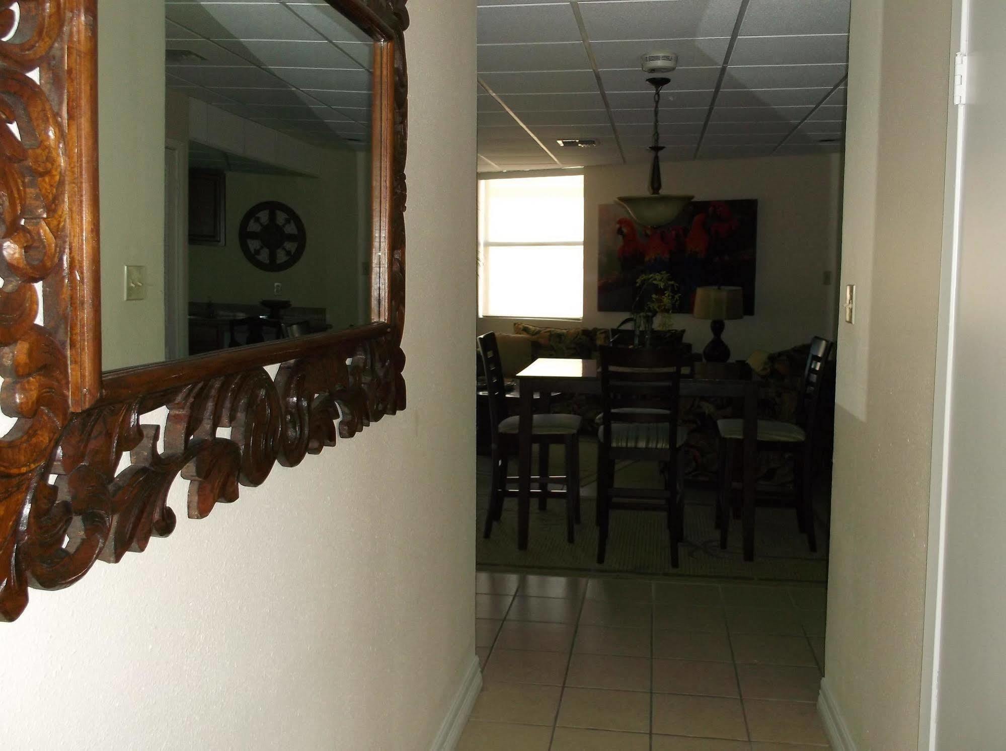 Galleon Bay Aparthotel
