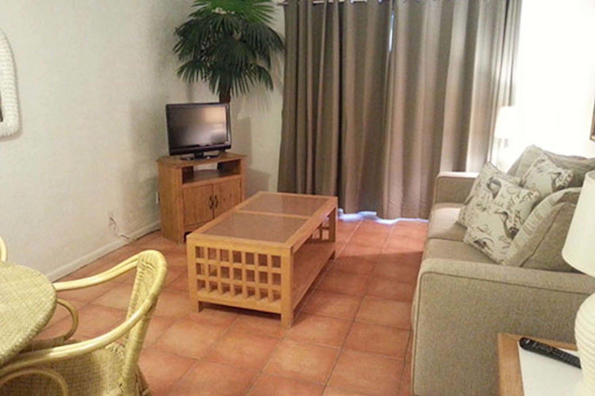 The Tiki Aparthotel 3*
