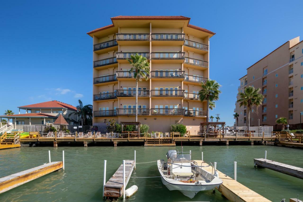 Galleon Bay Apartment *