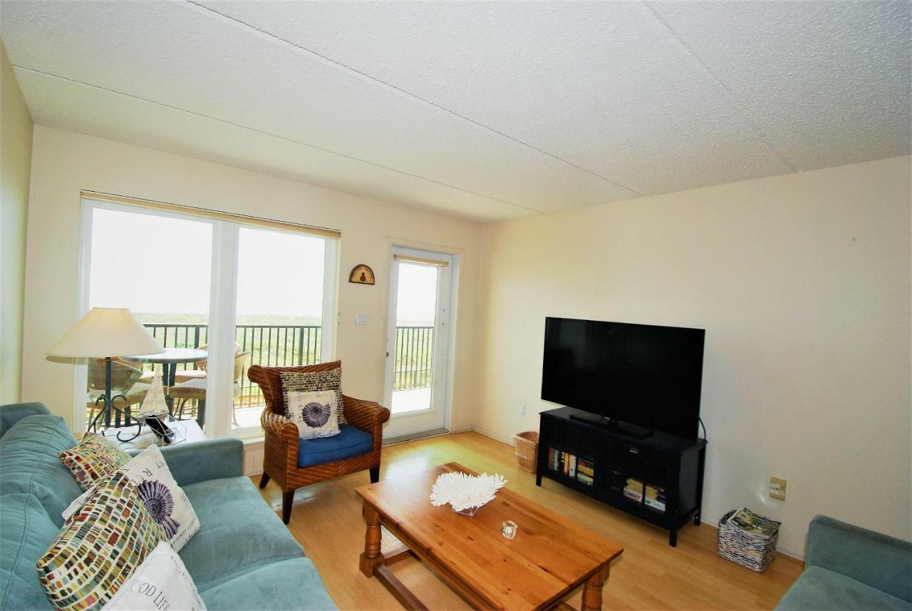 Seville Unit #205 Apartment *